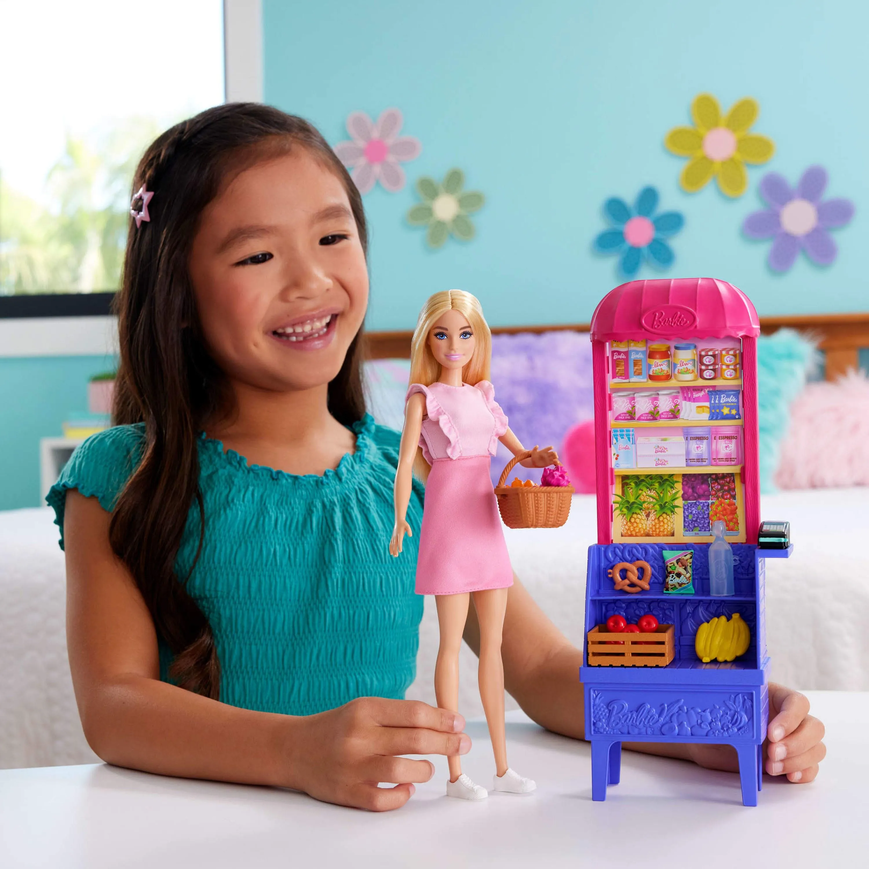 Barbie Malibu At The Market Doll & Playset