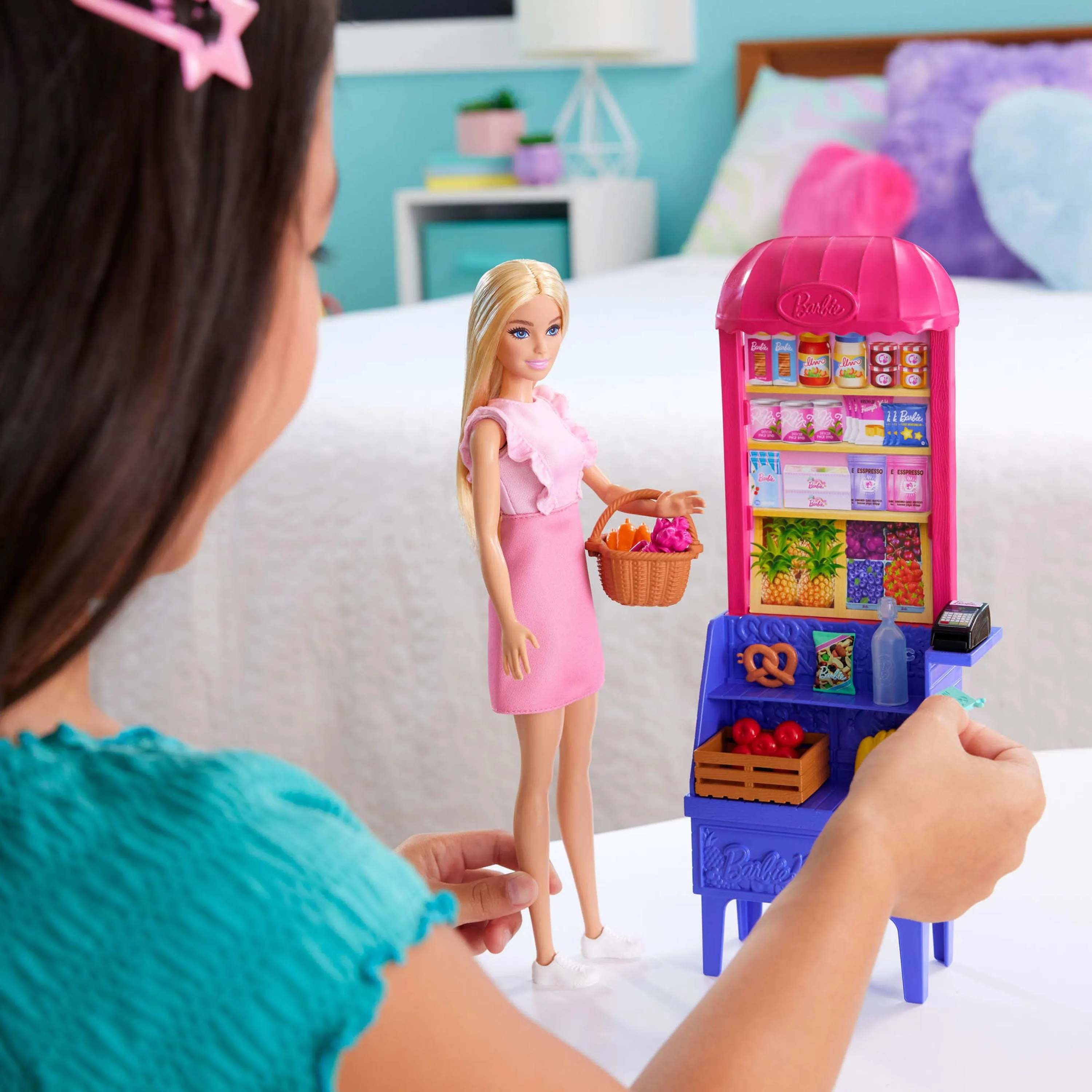 Barbie Malibu At The Market Doll & Playset
