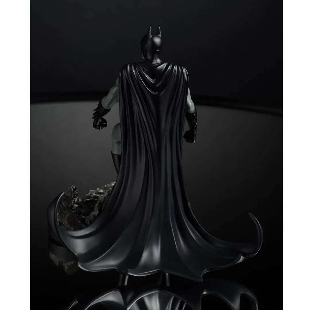 Batman By Bjorn Barends Batman Black And White Statue By Mcfarlane Toys