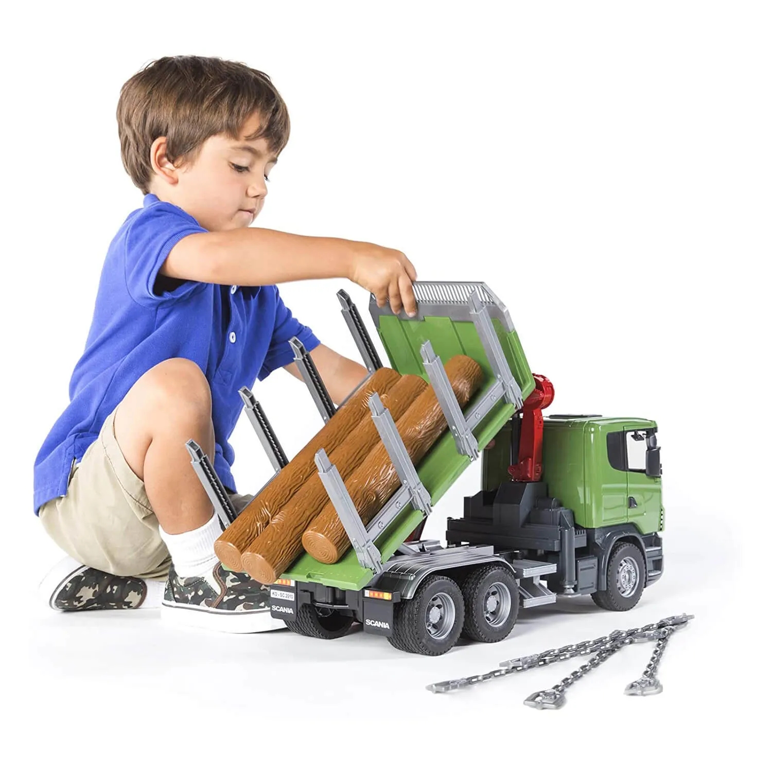 Bruder Pro Series 1:16 Scale Mack Granite Timber Truck w Loading Crane