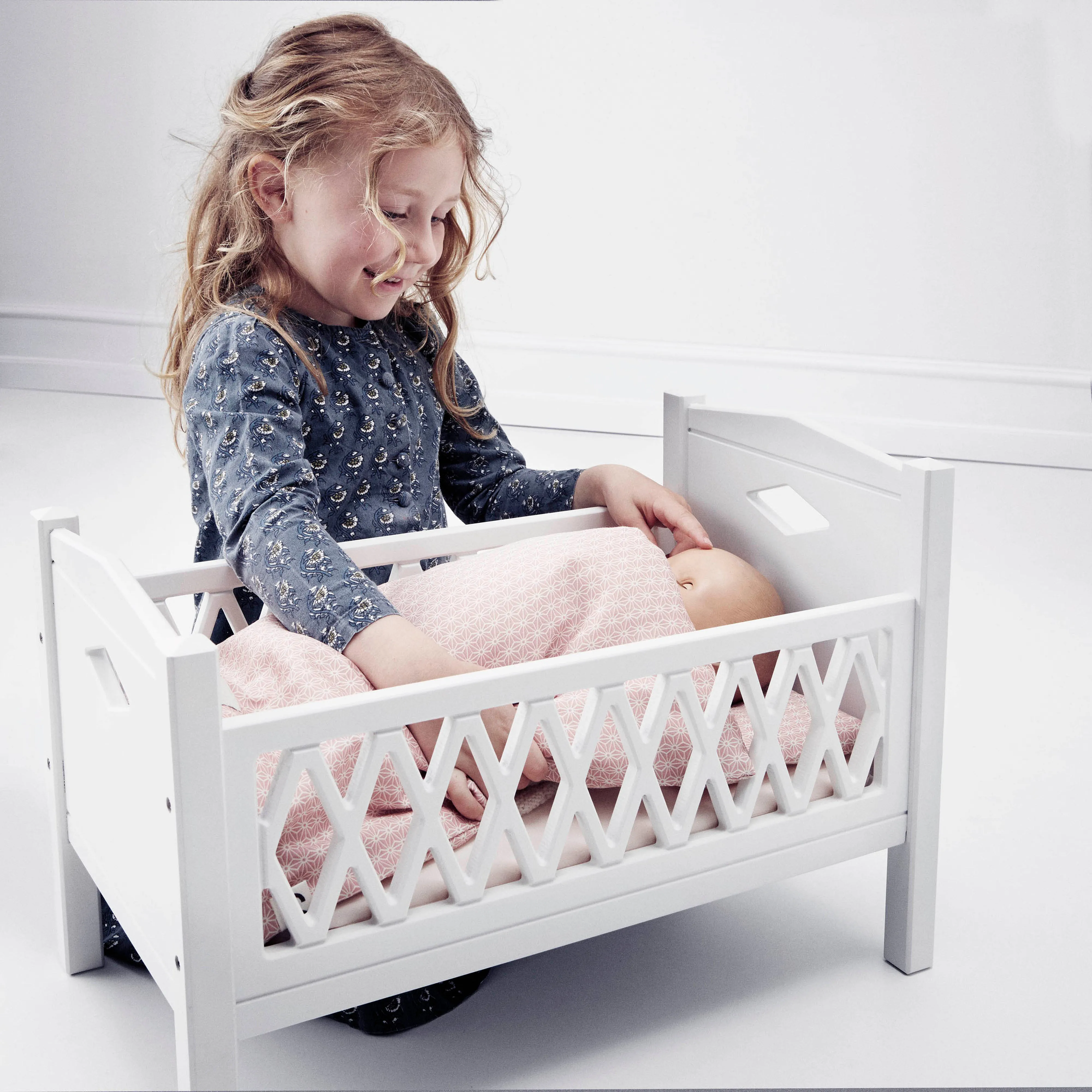 Cam Cam Copenhagen Dolls Bed Harlequin Rose