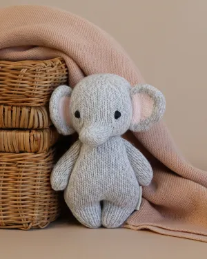 Cuddle   Kind Baby Elephant Odin Parker