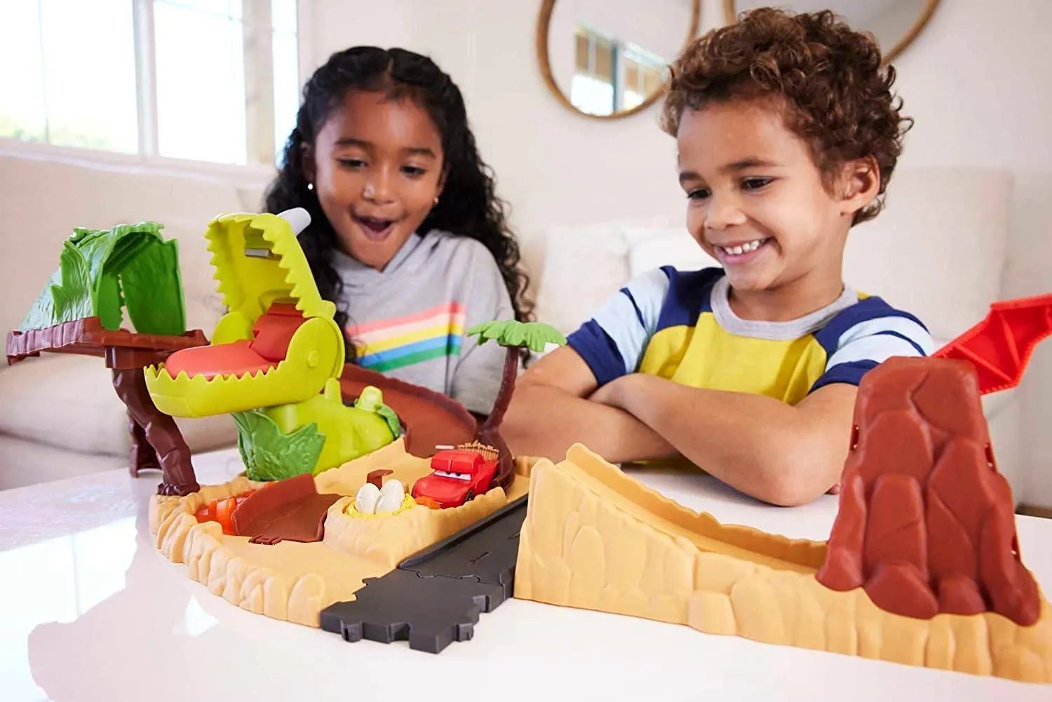 Disney Pixar's Cars Dinosaur Playground Playset