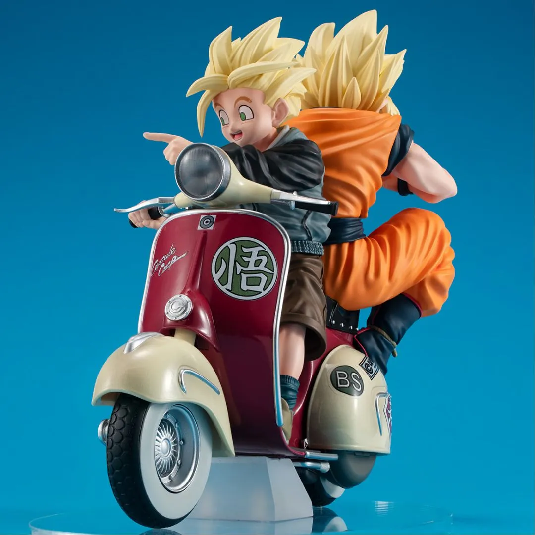 Dragon Ball Z Super Saiyan Son Goku &  Super Saiyan Son GohanMortorbike By Megahouse