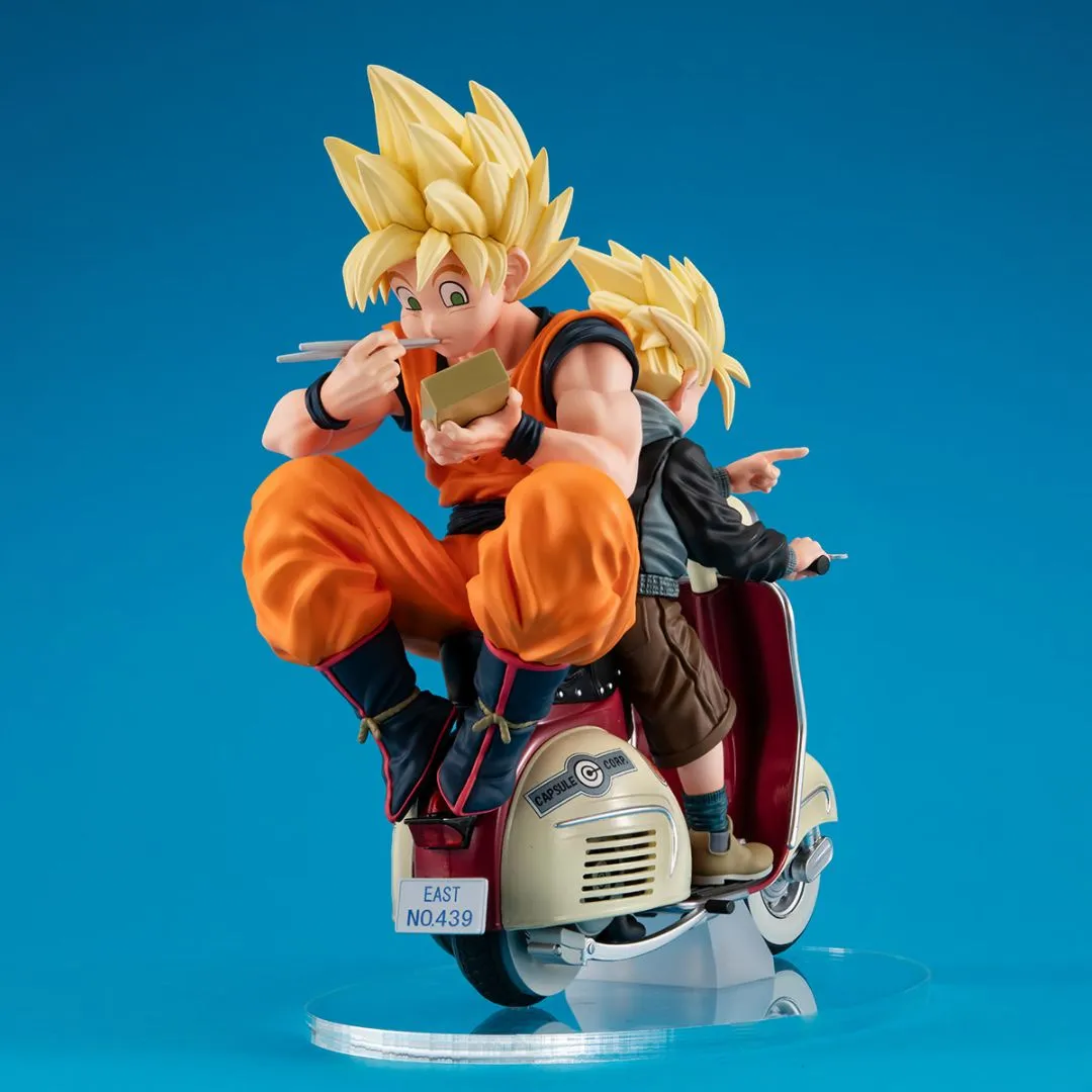 Dragon Ball Z Super Saiyan Son Goku &  Super Saiyan Son GohanMortorbike By Megahouse