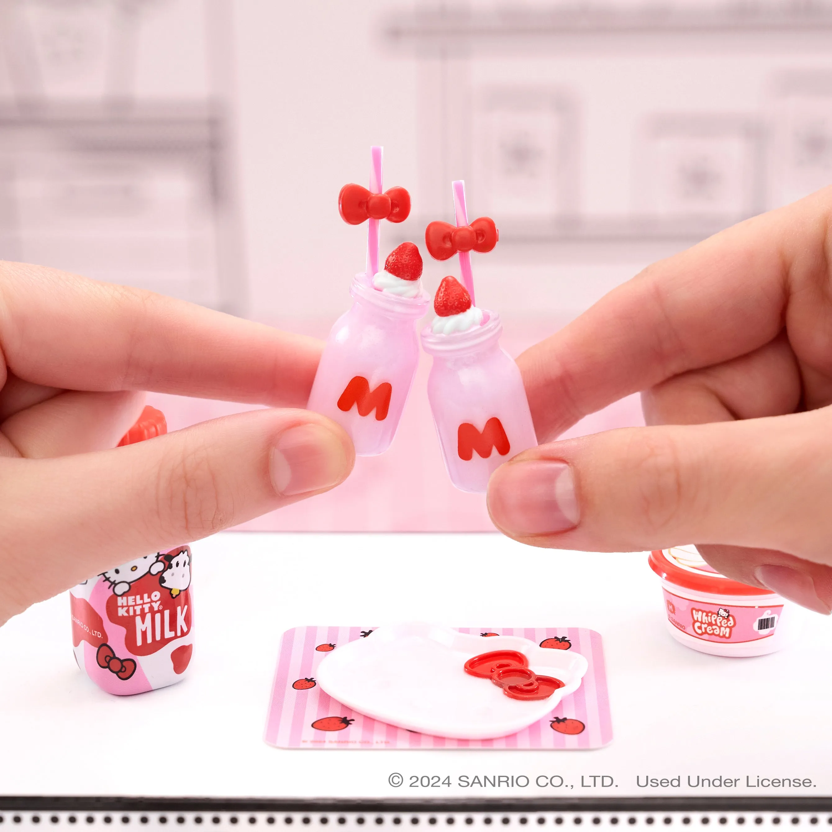 Hello Kitty x MGA's Miniverse Make It Mini Food Blind Capsule (Series 1) SANRIO