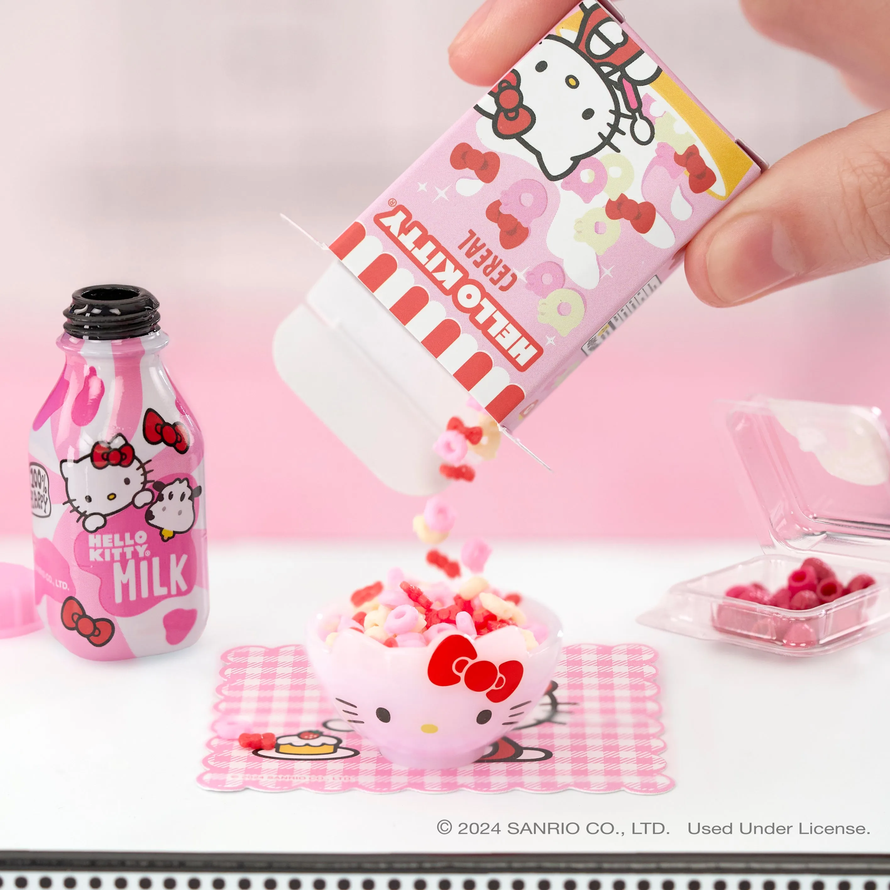 Hello Kitty x MGA's Miniverse Make It Mini Food Blind Capsule (Series 1) SANRIO