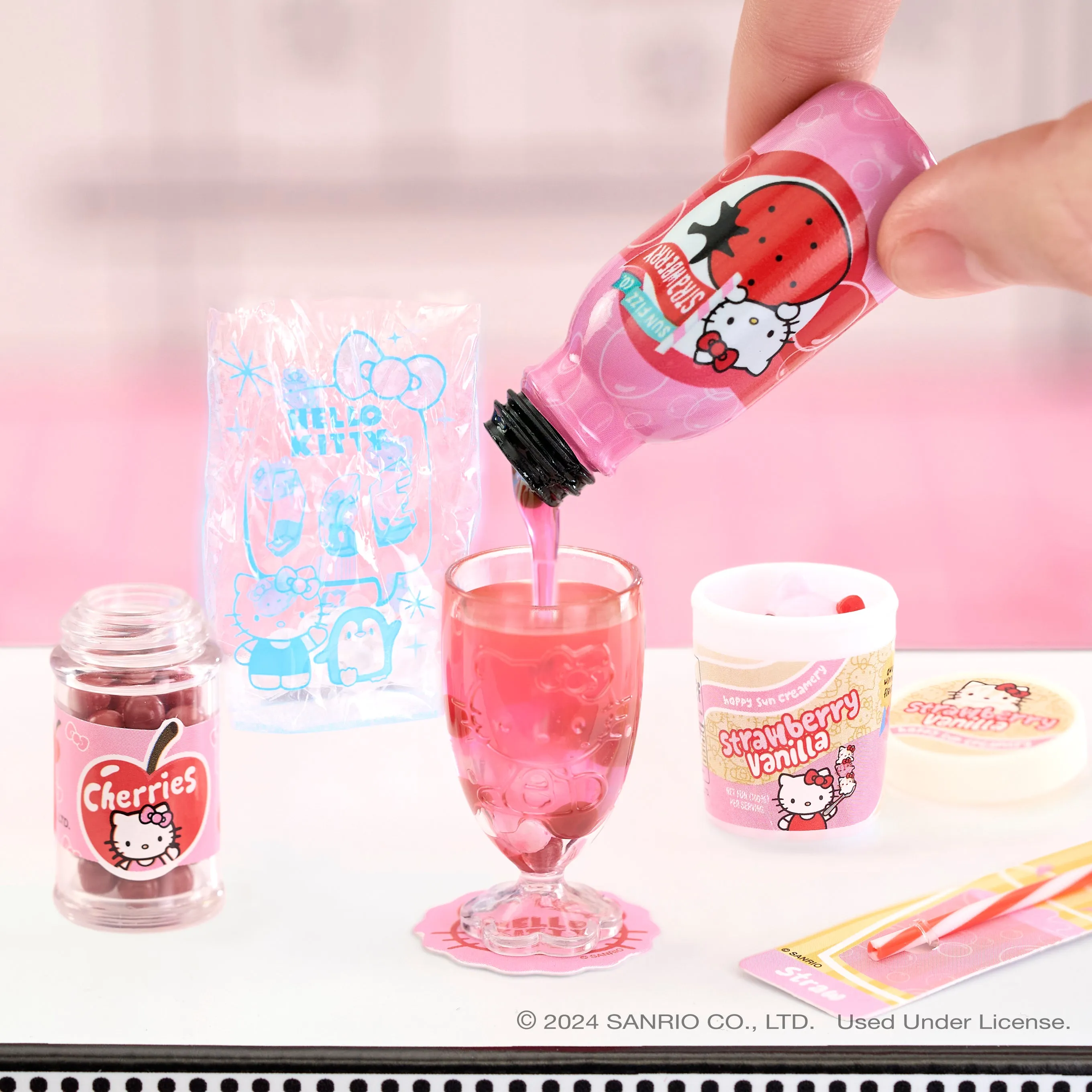 Hello Kitty x MGA's Miniverse Make It Mini Food Blind Capsule (Series 1) SANRIO