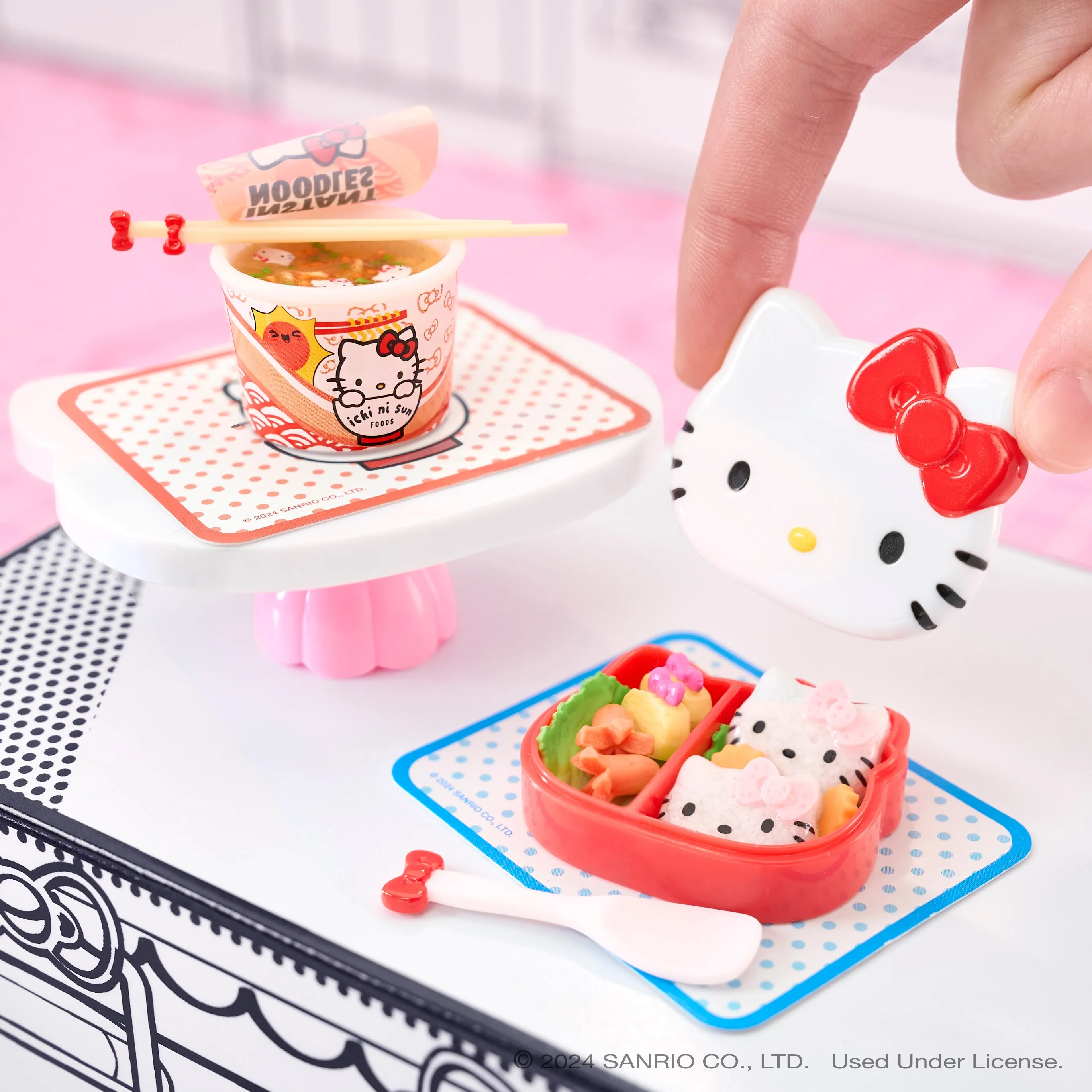 Hello Kitty x MGA's Miniverse Make It Mini Food Blind Capsule (Series 1) SANRIO