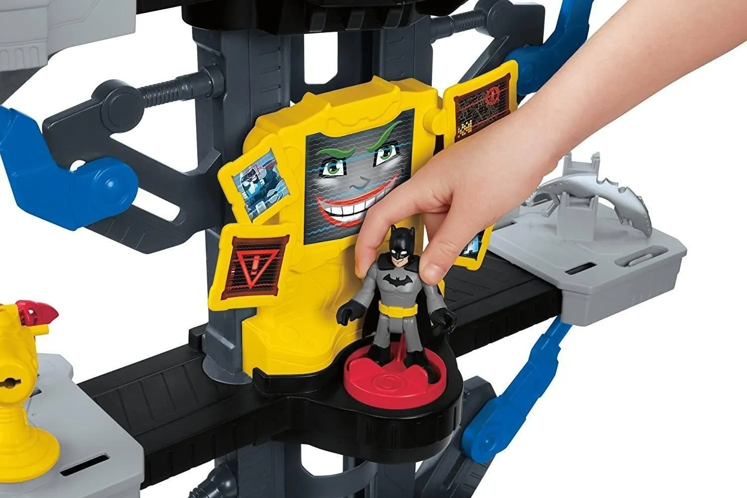 Imaginext DC Super Friends Transforming Batcave Playset