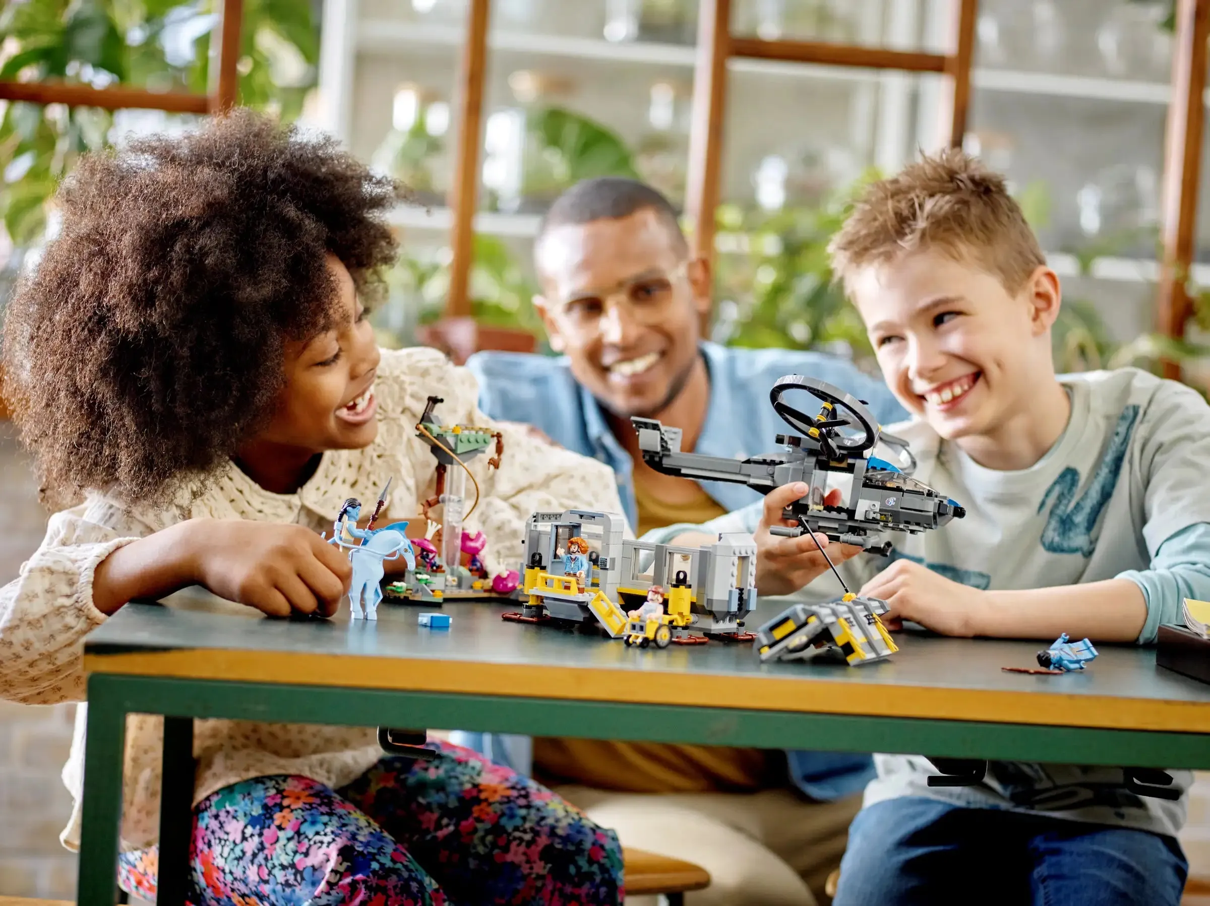 LEGO AVATAR 75573 Floating Mountains: Site 26 & RDA Samson