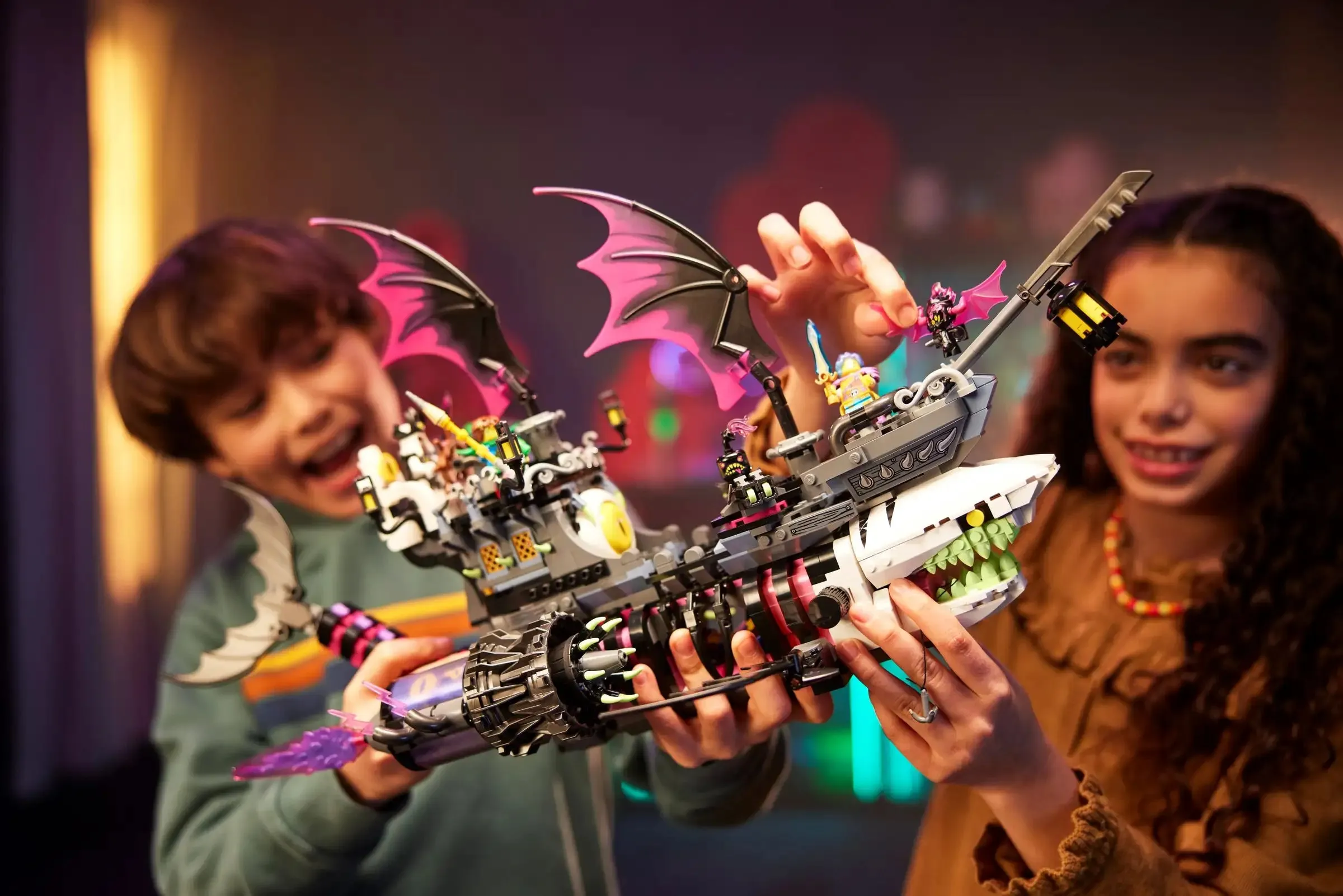 LEGO DREAMZZZ 71469 Nightmare Shark Ship