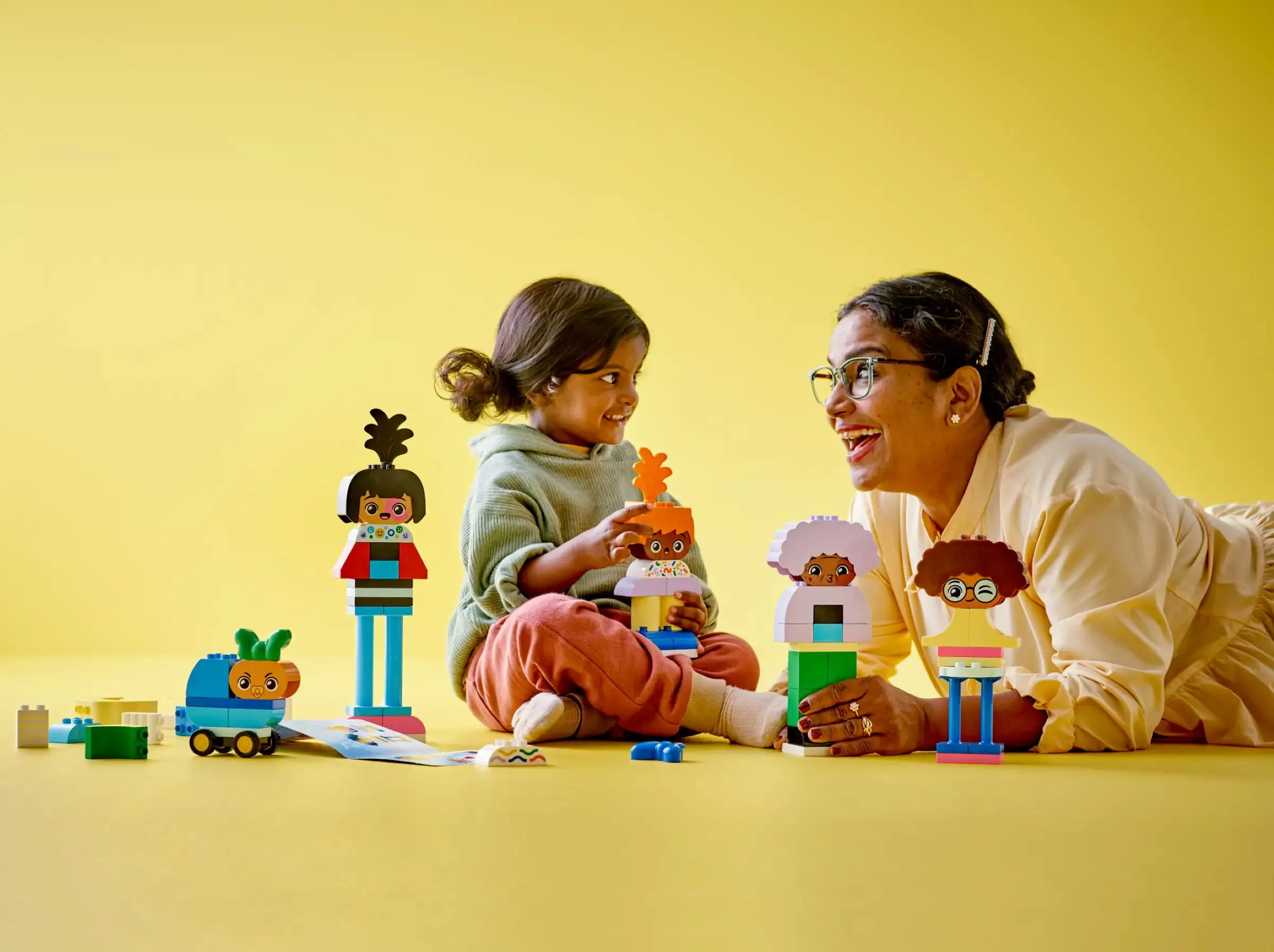 LEGO DUPLO 10423 Buildable People with Big Emotions