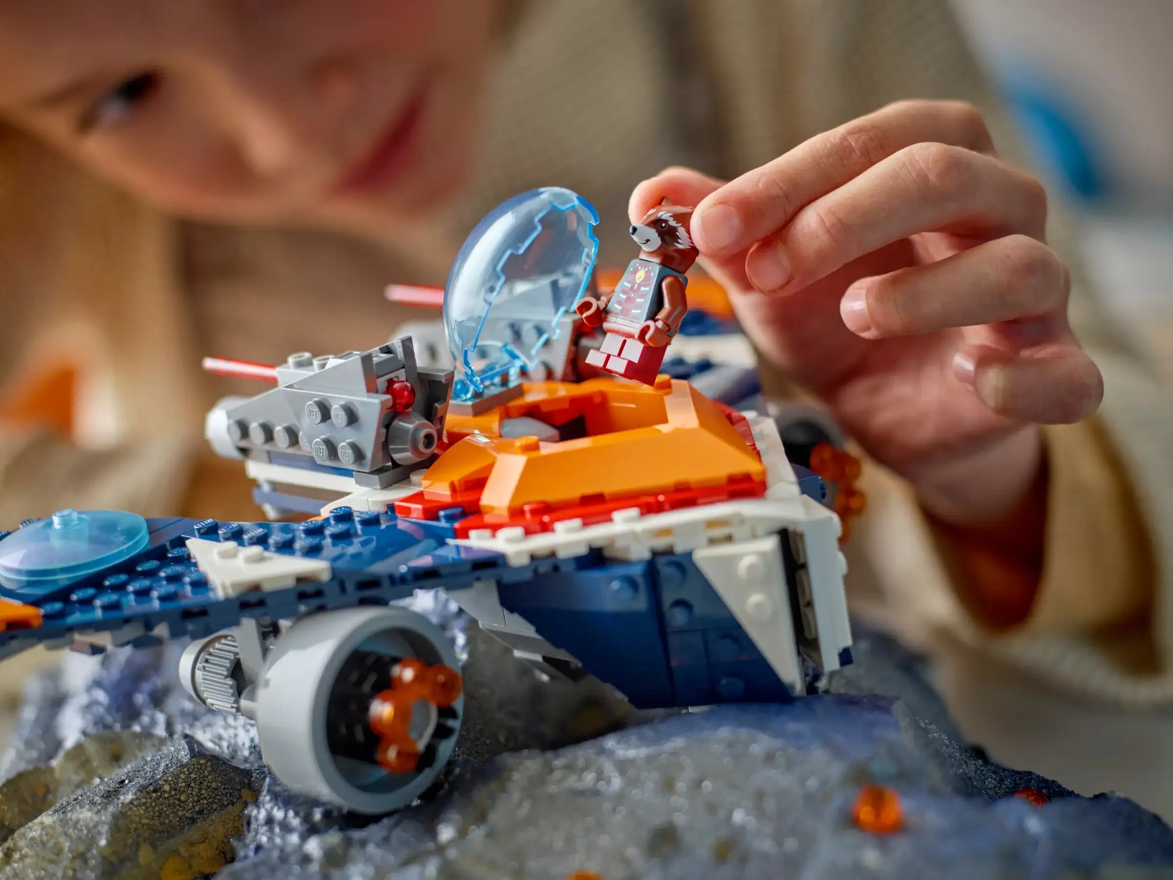 LEGO MARVEL 76278 Rocket's Warbird vs Ronan