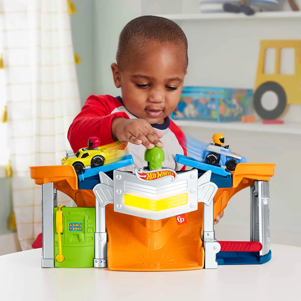 Little People Hot Wheels Race and Go Trackset