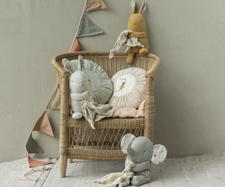 Maileg Lullaby Friends - Bunny - Dusty Yellow (Plays Music) Odin Parker