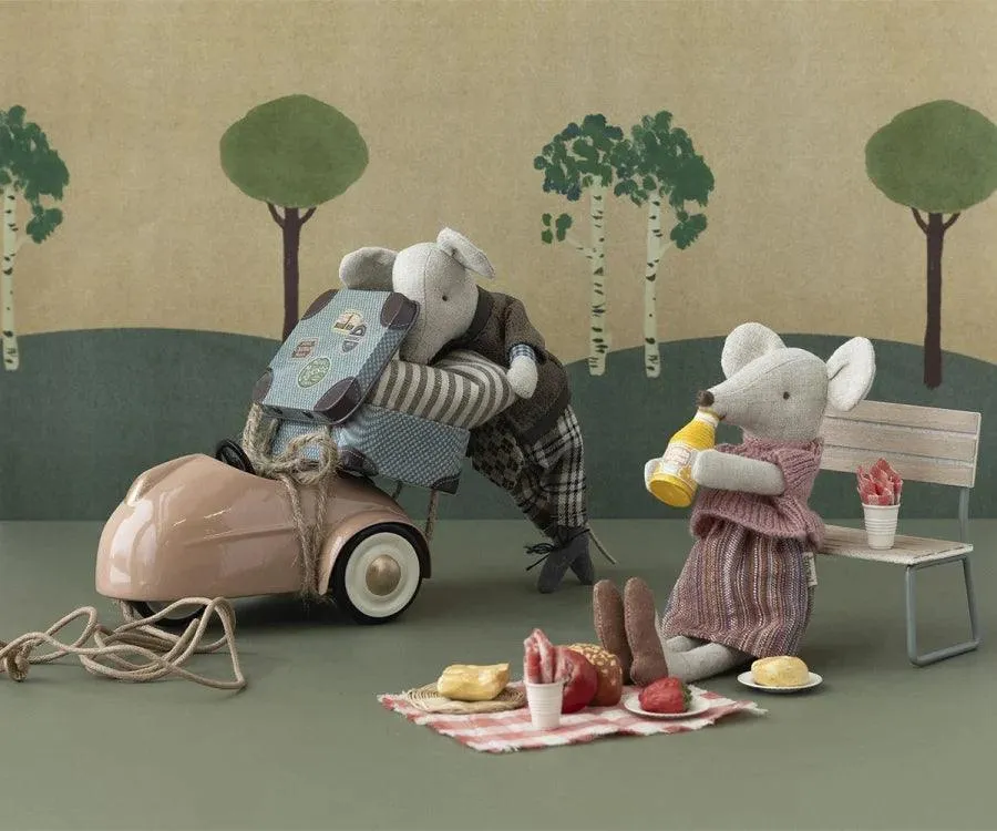 Maileg Picnic Set in Suitcase: LOW STOCK
