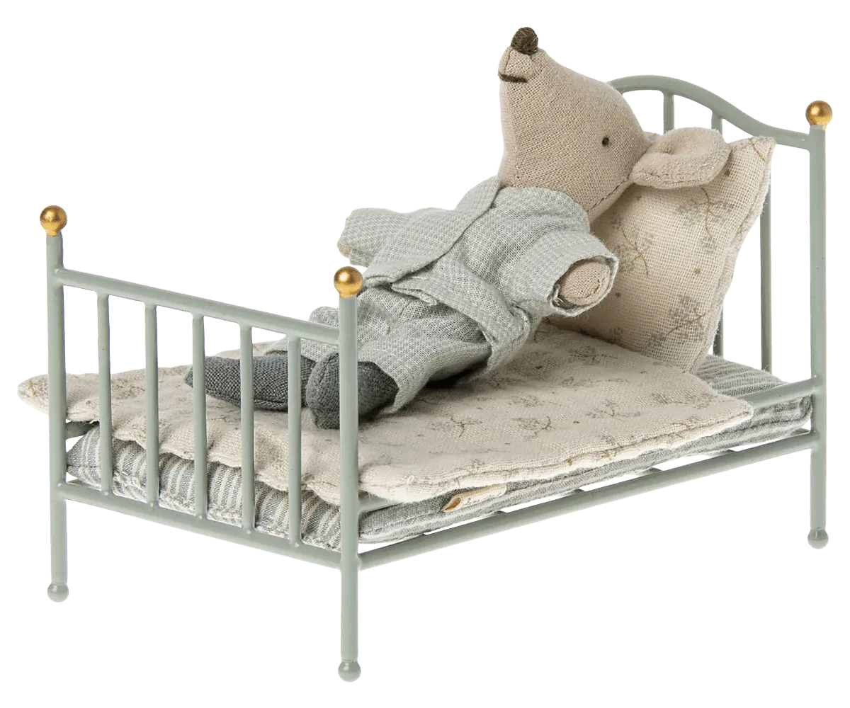 Maileg: Vintage bed, Mouse - Mint