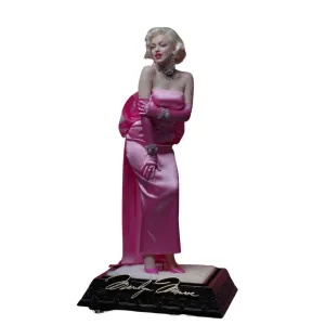 Marilyn Monroe Statue
