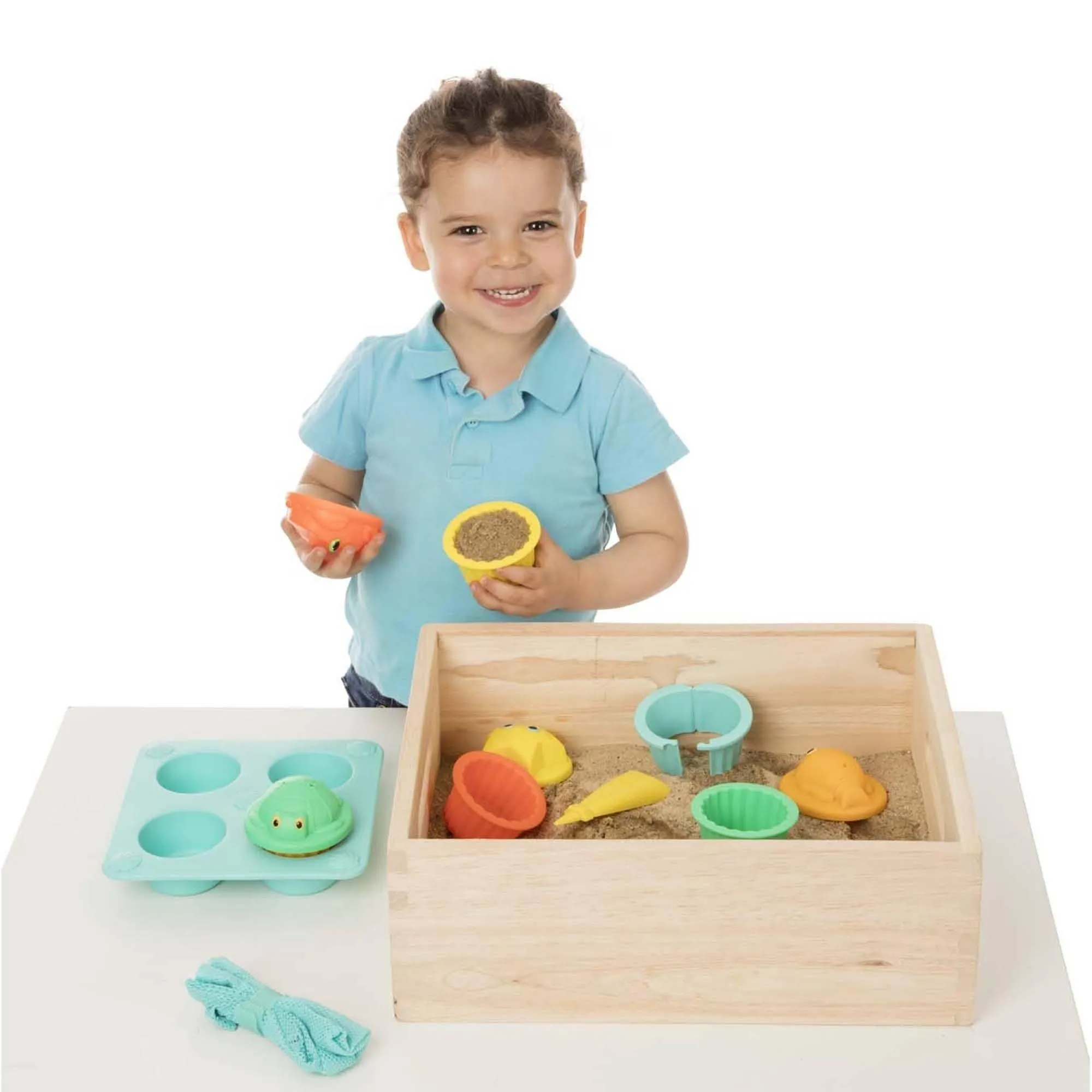 Melissa & Doug 16431 Seaside Sidekicks Sand Cupcake Set
