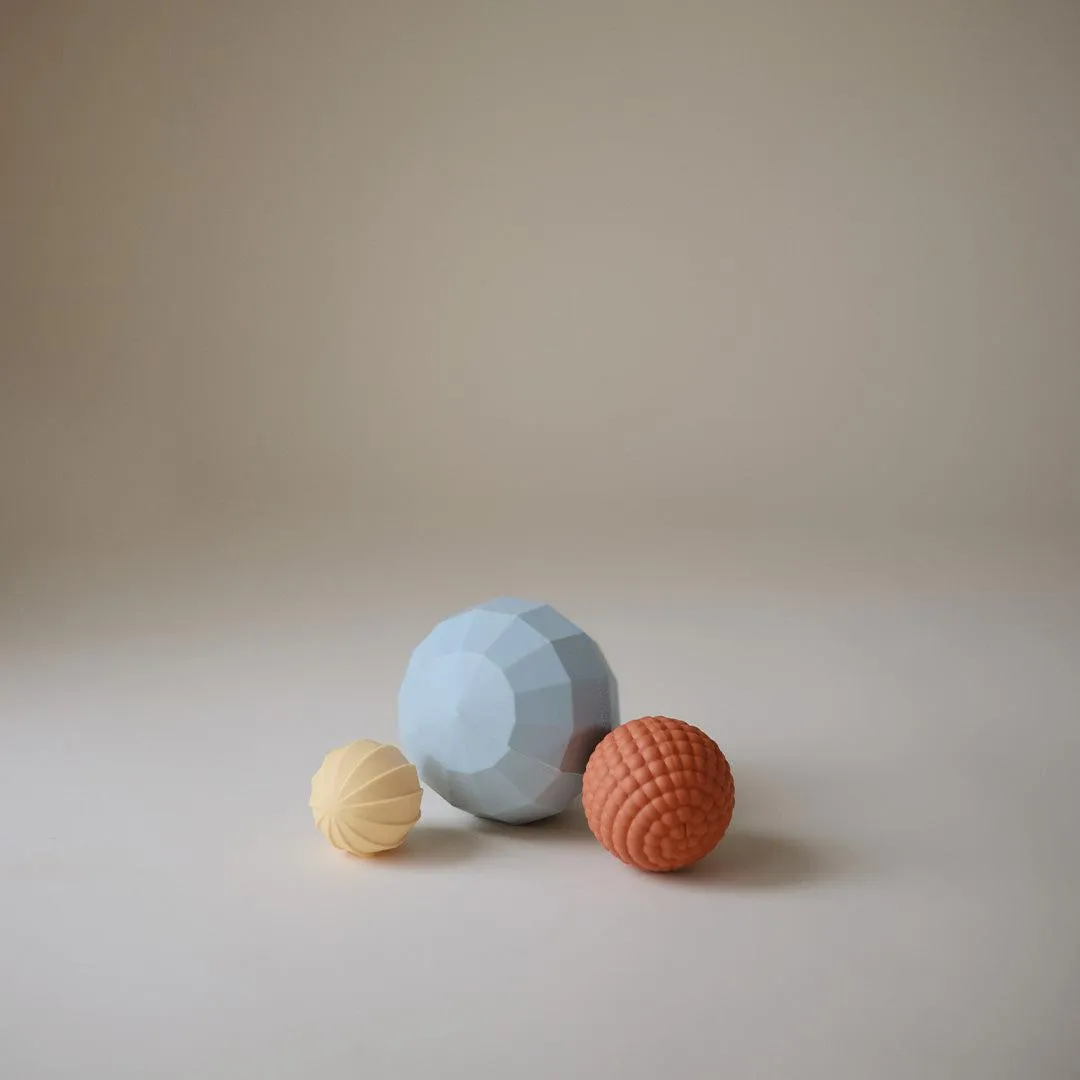 Mushie Nesting Spheres Sensory Toy Powder Blue (Set Of 3) - Powder Blue