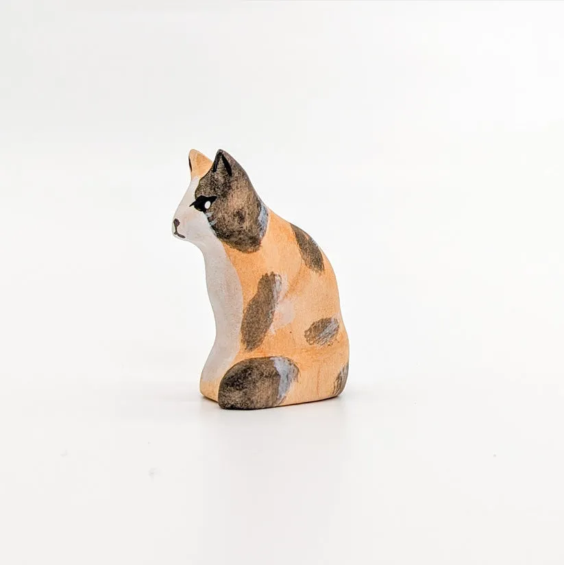 NOM Handcrafted | Cat Sitting