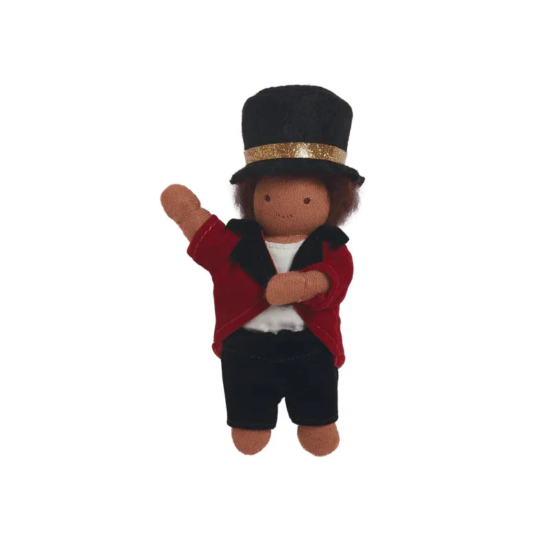 Olli Ella | Holdie Circus Folk Rolando the Ringleader