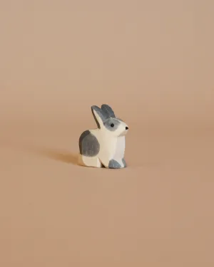 Ostheimer Black & White Rabbit - Sitting Odin Parker