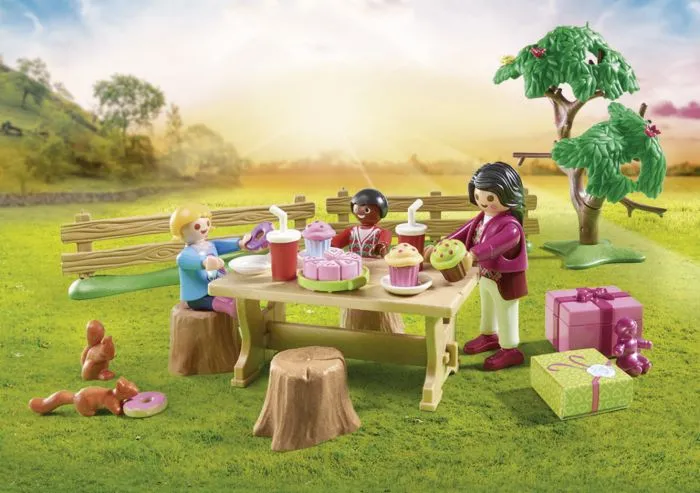 Playmobil - Country Pony Farm Birthday Party Playset (70997)