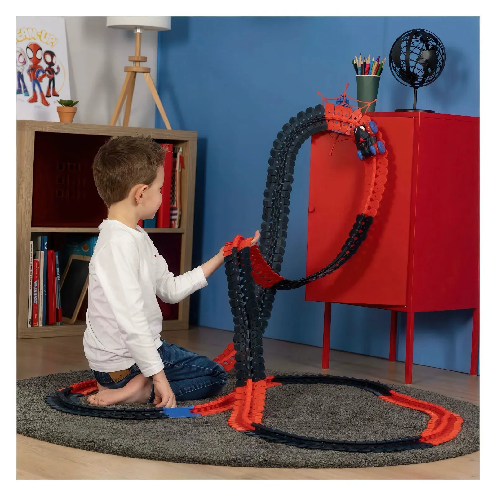 Smoby Spidey FleXtreme Racetrack Discovery Set