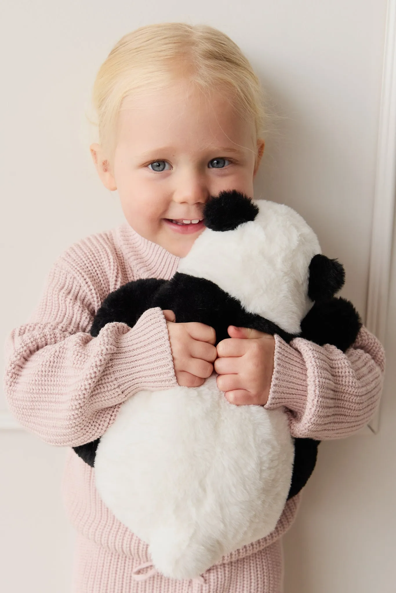 Snuggle Bunnies - Po the Panda