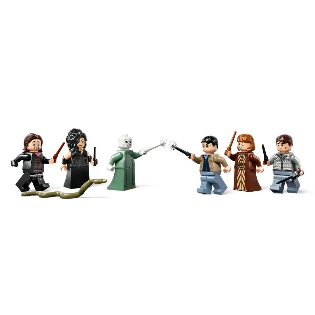 The Battle of Hogwarts by LEGO