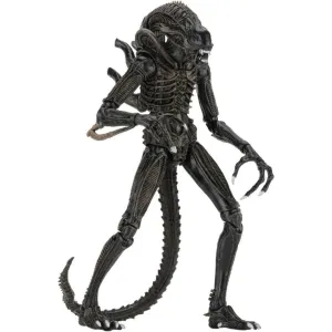 Ultimate Aliens Warriors (1986) Brown 7 Scale Action Figure by NECA