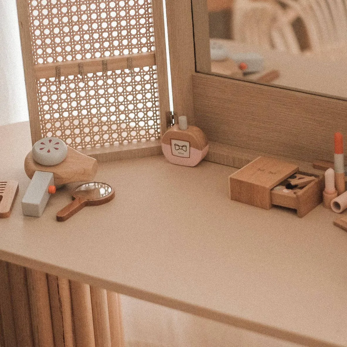 Wooden Beauty Kit Odin Parker
