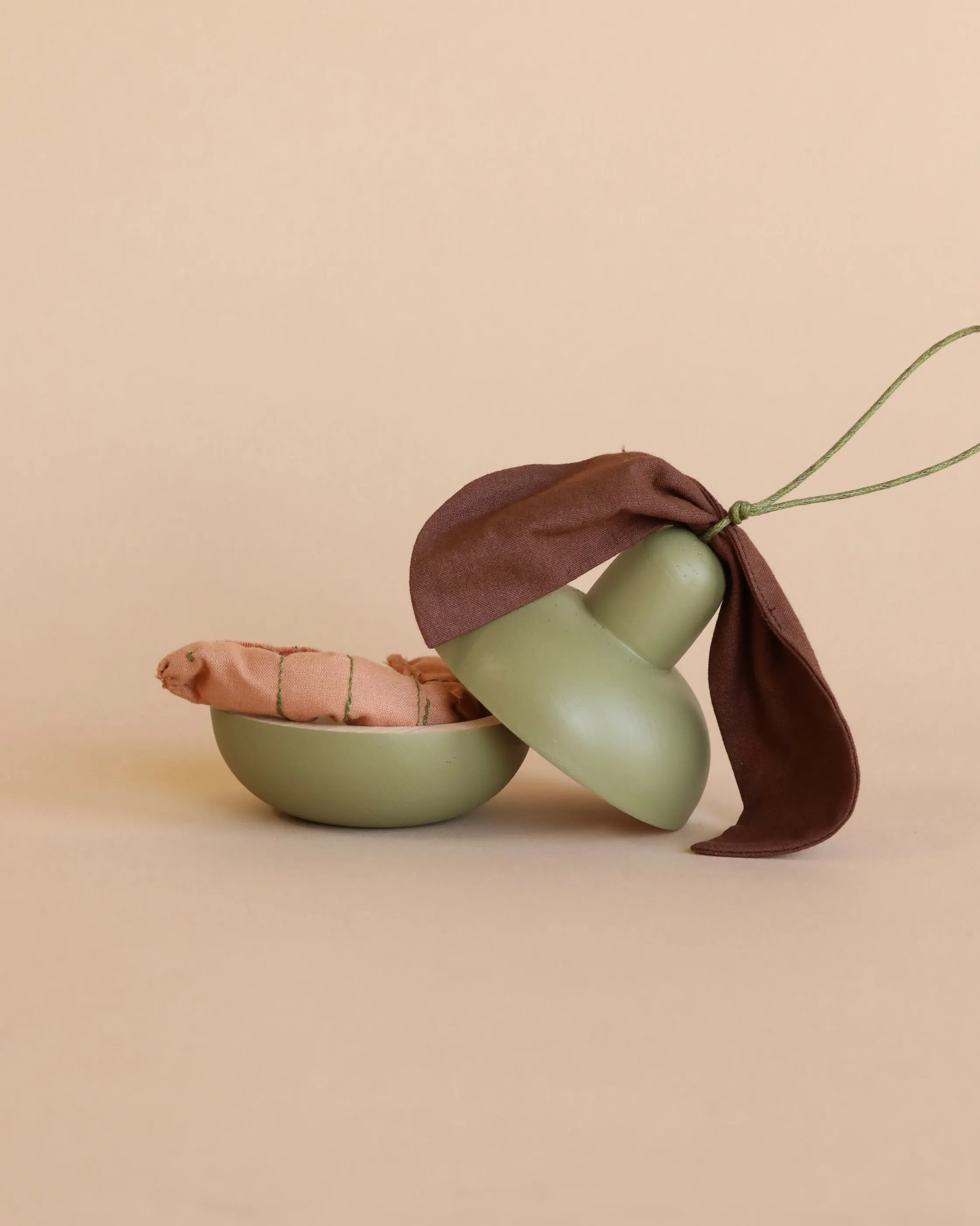 Wooden Pear & Little Friend Odin Parker