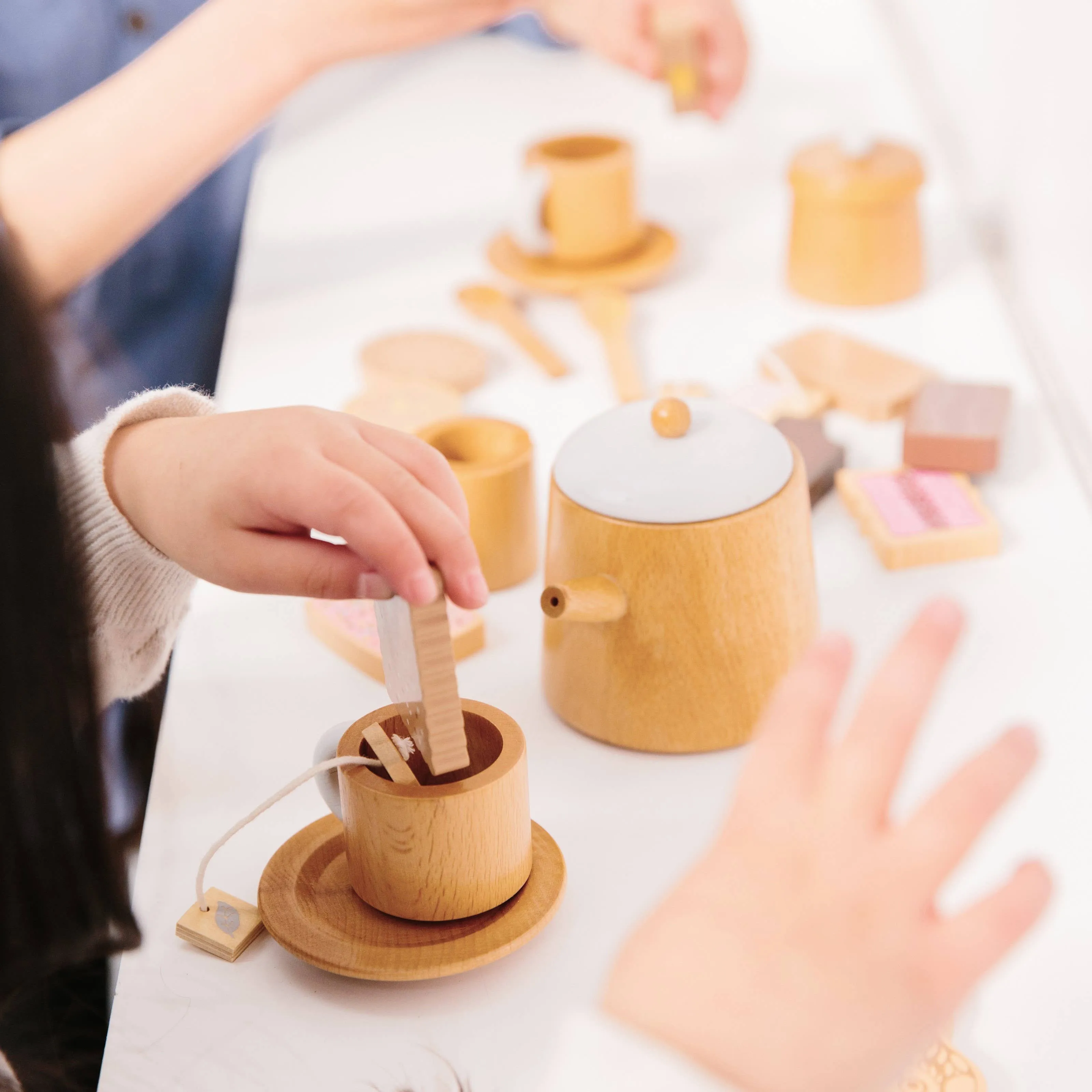 Wooden Tea Set Odin Parker
